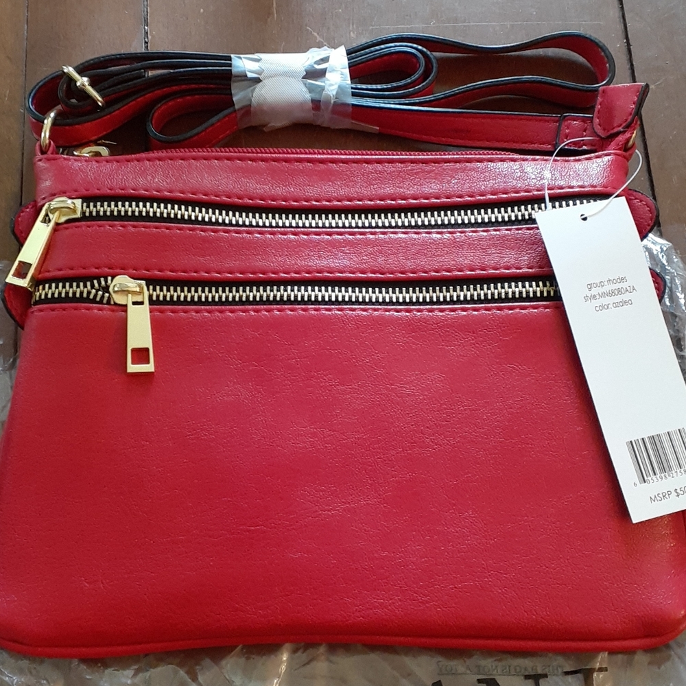 SOLD *Mondani Red NWT Stacy Crossbody Bag,Cute! - Picture 3 of 5